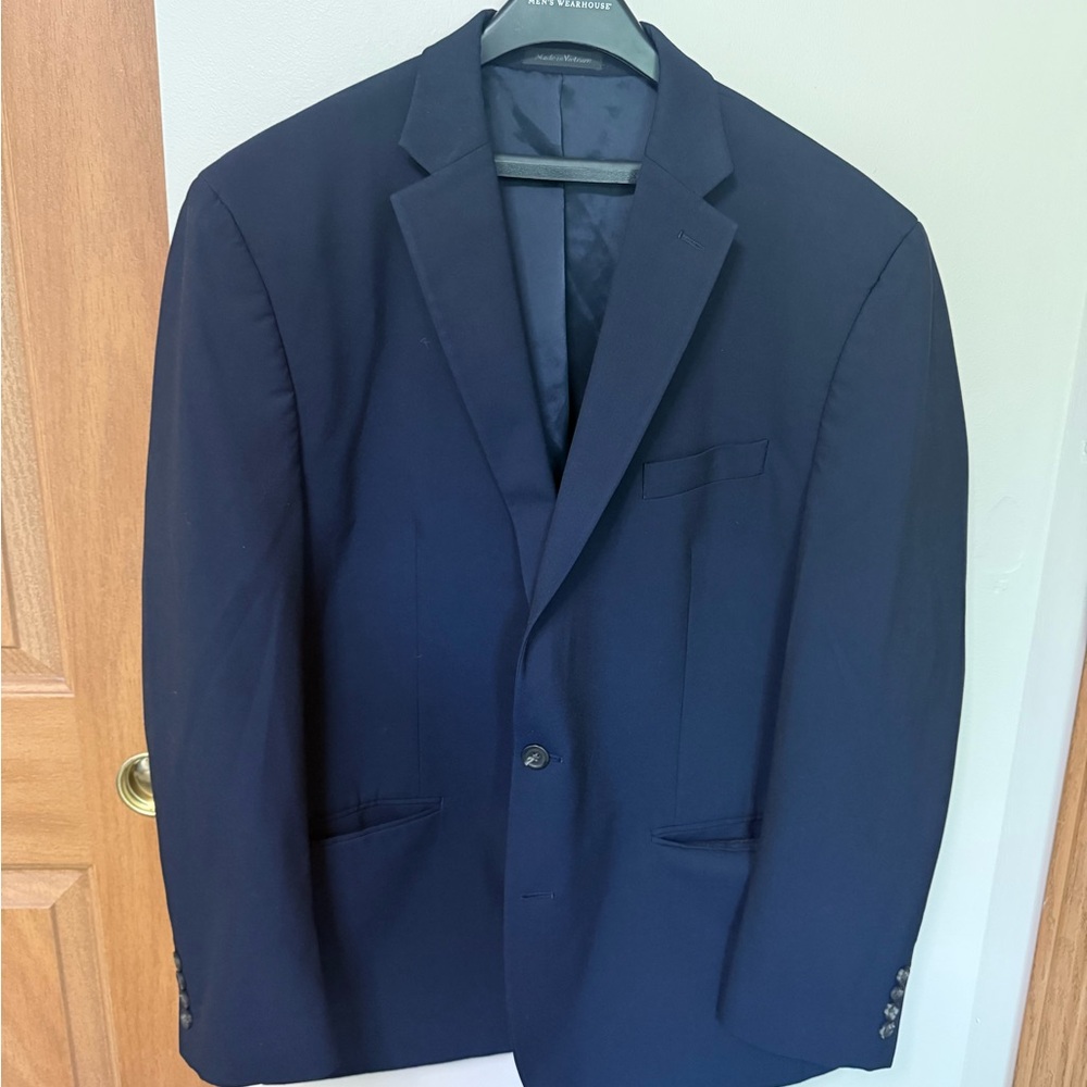 Chap’s Men's Navy Blazer